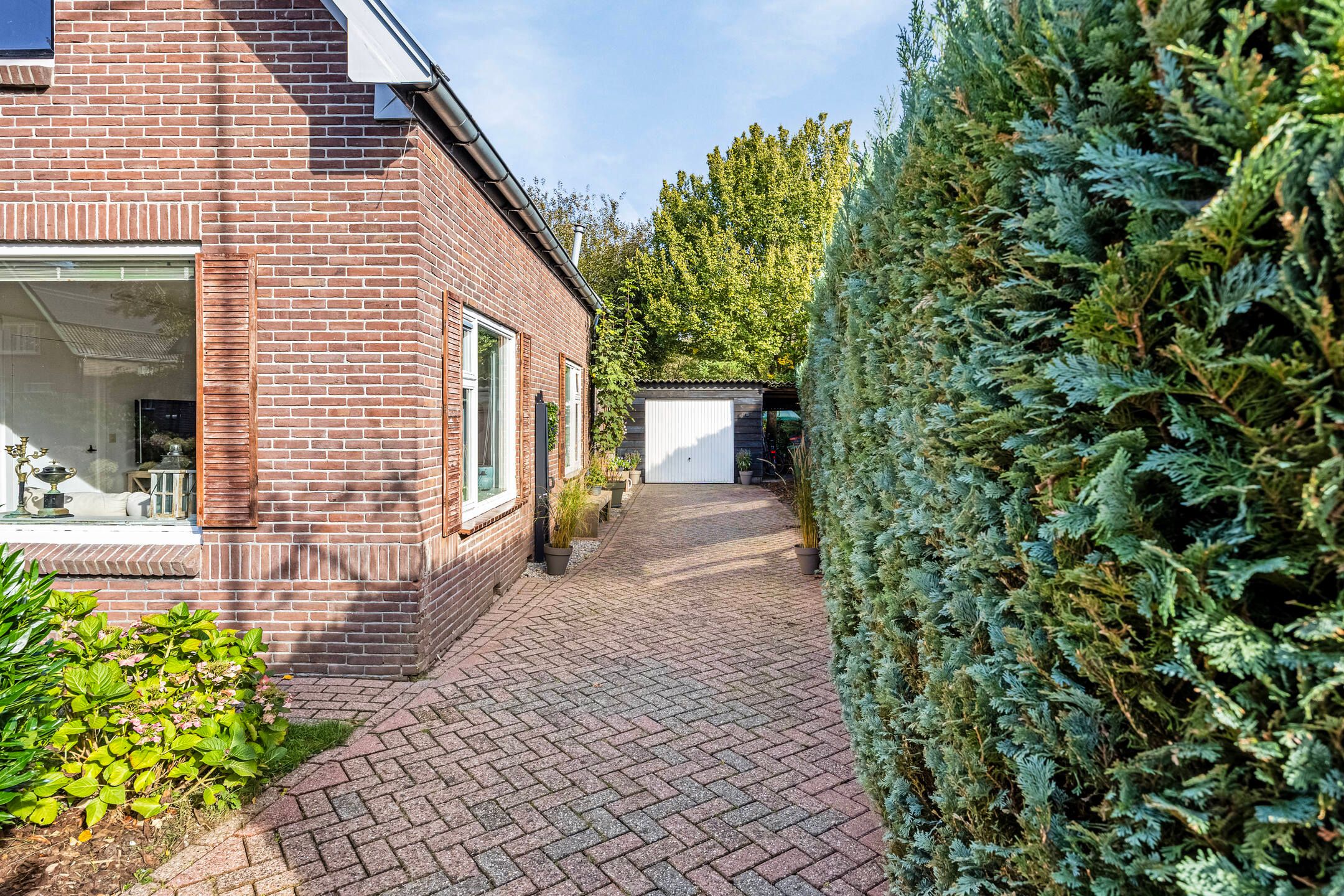 Foto 69 van Hoenderparkweg 49