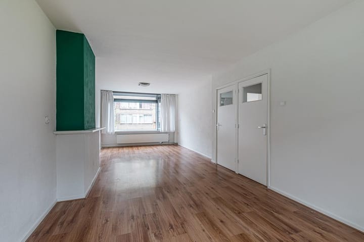 Foto 2 van J.H.Leopoldhof 9