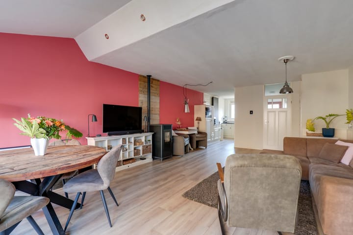 Foto 8 van Valkenkamp 91