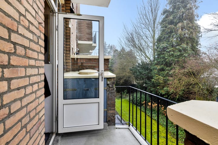 Foto 25 van Karel de Grotelaan 335