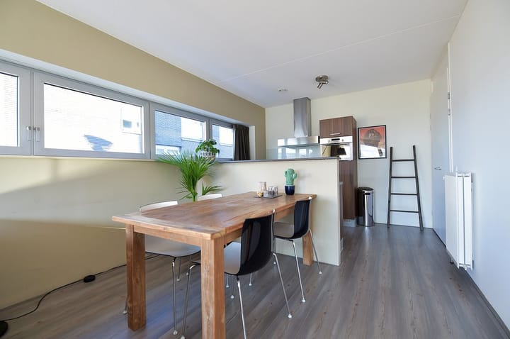 Photo 6 of Pieter Vreedeplein 54