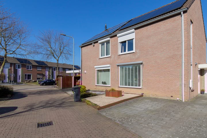 Photo 3 of Aan het Bos 27