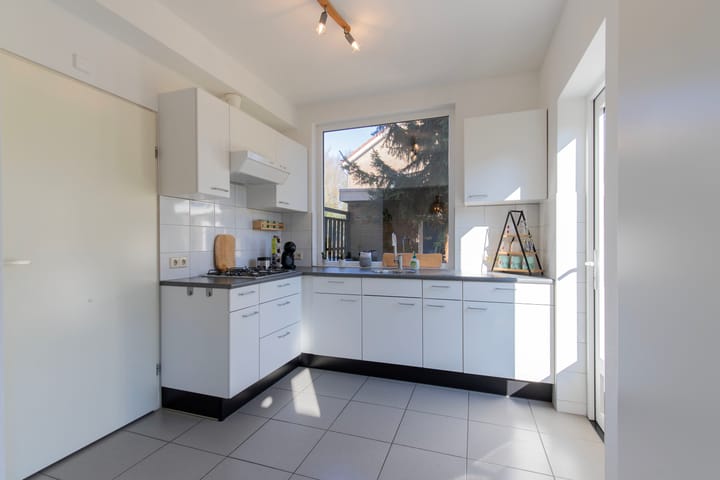 Foto 12 van Jean Barbou van Roosterenstraat 12