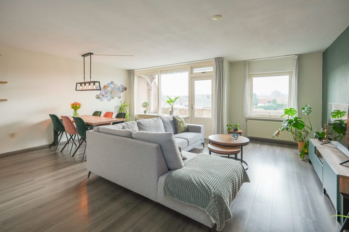 Foto 2 van Molenweg 111-F