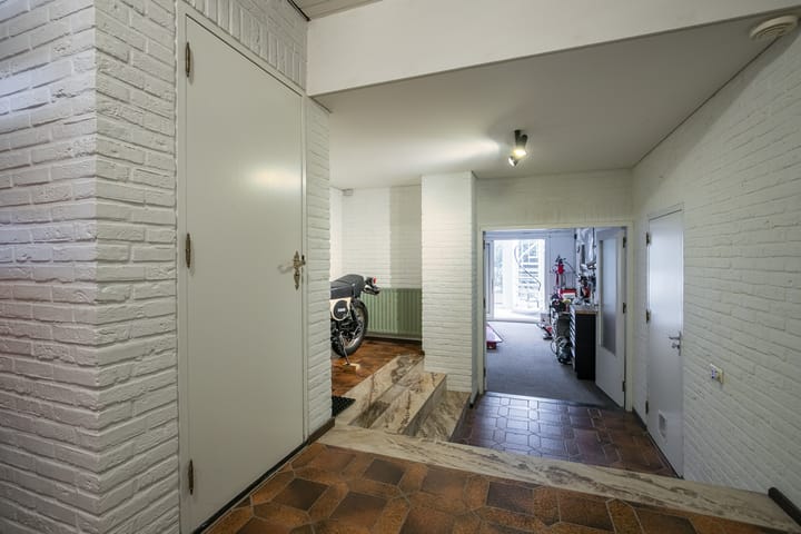 Photo 35 of Frans Halsstraat 8