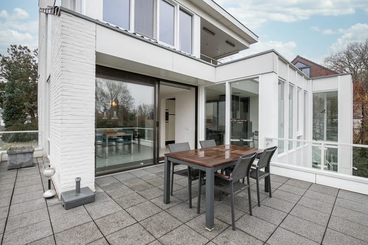 Photo 39 of Frans Halsstraat 8