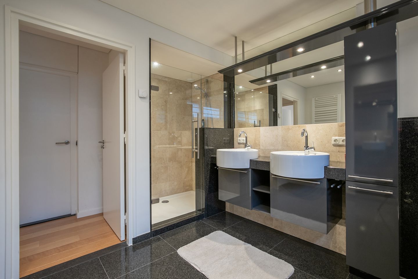 Photo 20 of Frans Halsstraat 8