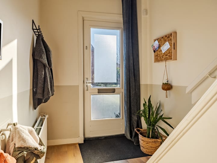 Foto 11 van van Hasseltstraat 7