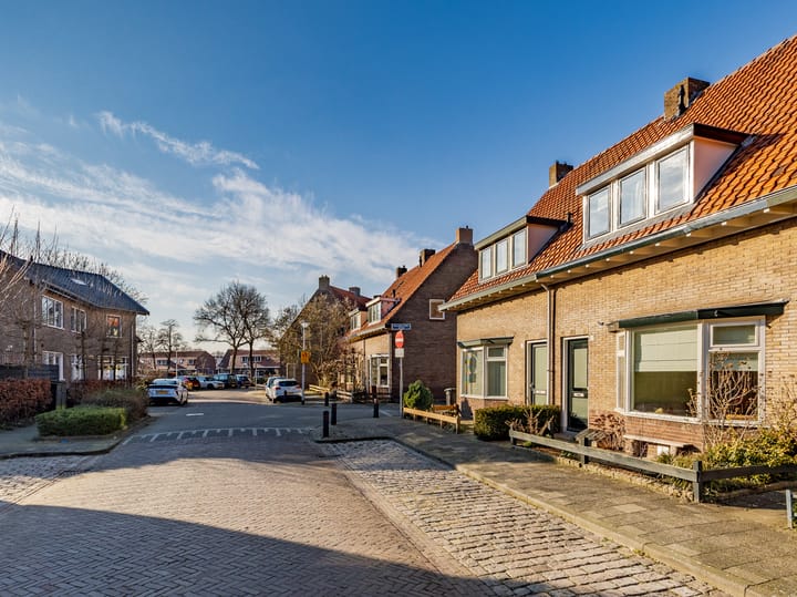 Foto 24 van van Hasseltstraat 7