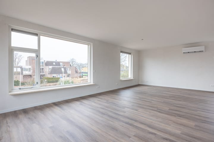 Foto 8 van Hoofdweg 154-A