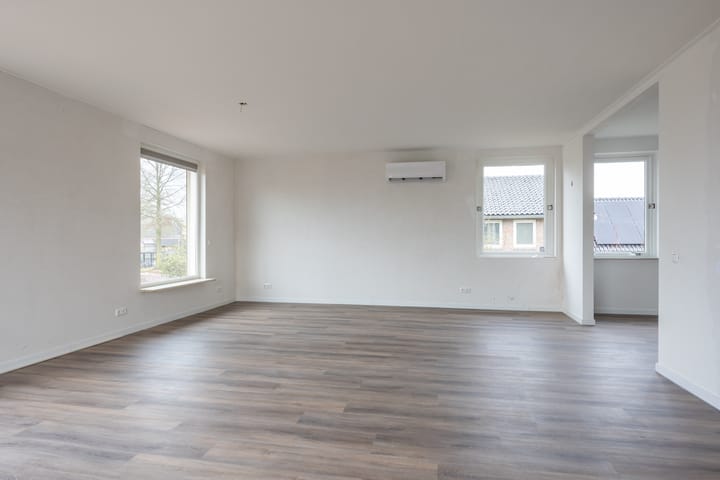 Foto 9 van Hoofdweg 154-A