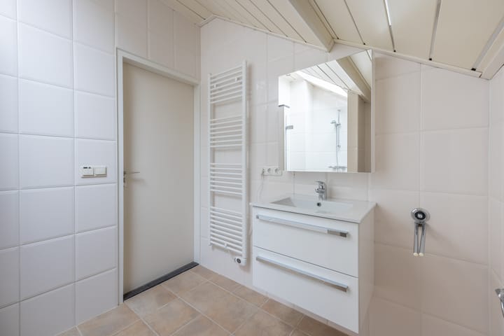 Foto 24 van Hoofdweg 154-A