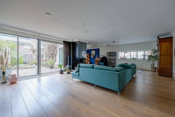 Foto 4 van Iwan Kantemanplein 2