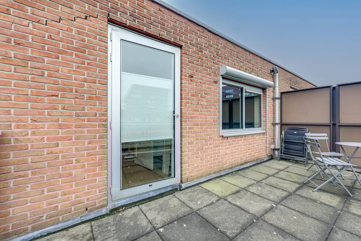 Foto 45 van Iwan Kantemanplein 2