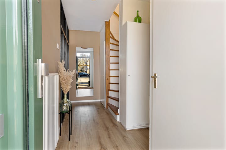 Foto 9 van Oberon 25