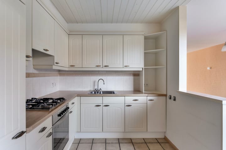 Foto 15 van Castaert 1