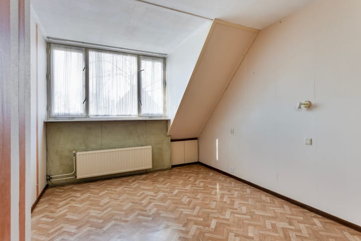 Foto 22 van Castaert 1