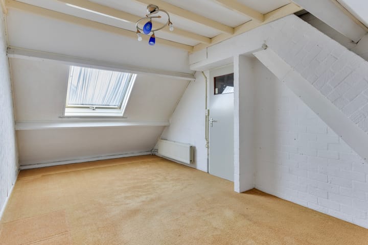 Foto 31 van Castaert 1