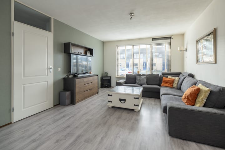 Foto 2 van Aprilstraat 80