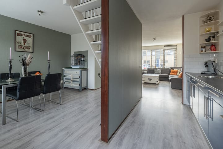 Foto 9 van Aprilstraat 80