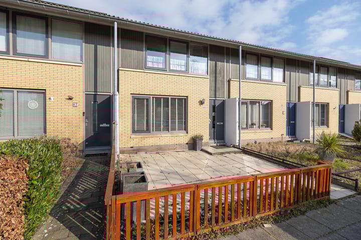 Foto 27 van Aprilstraat 80