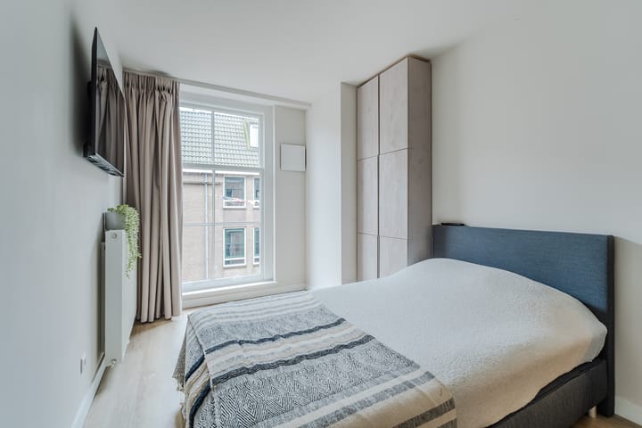 Foto 18 van Vijhestraat 1-04