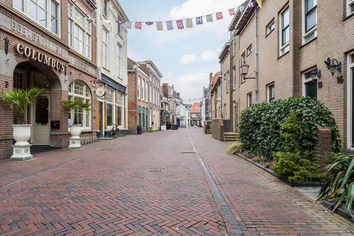 Foto 25 van Vijhestraat 1-04