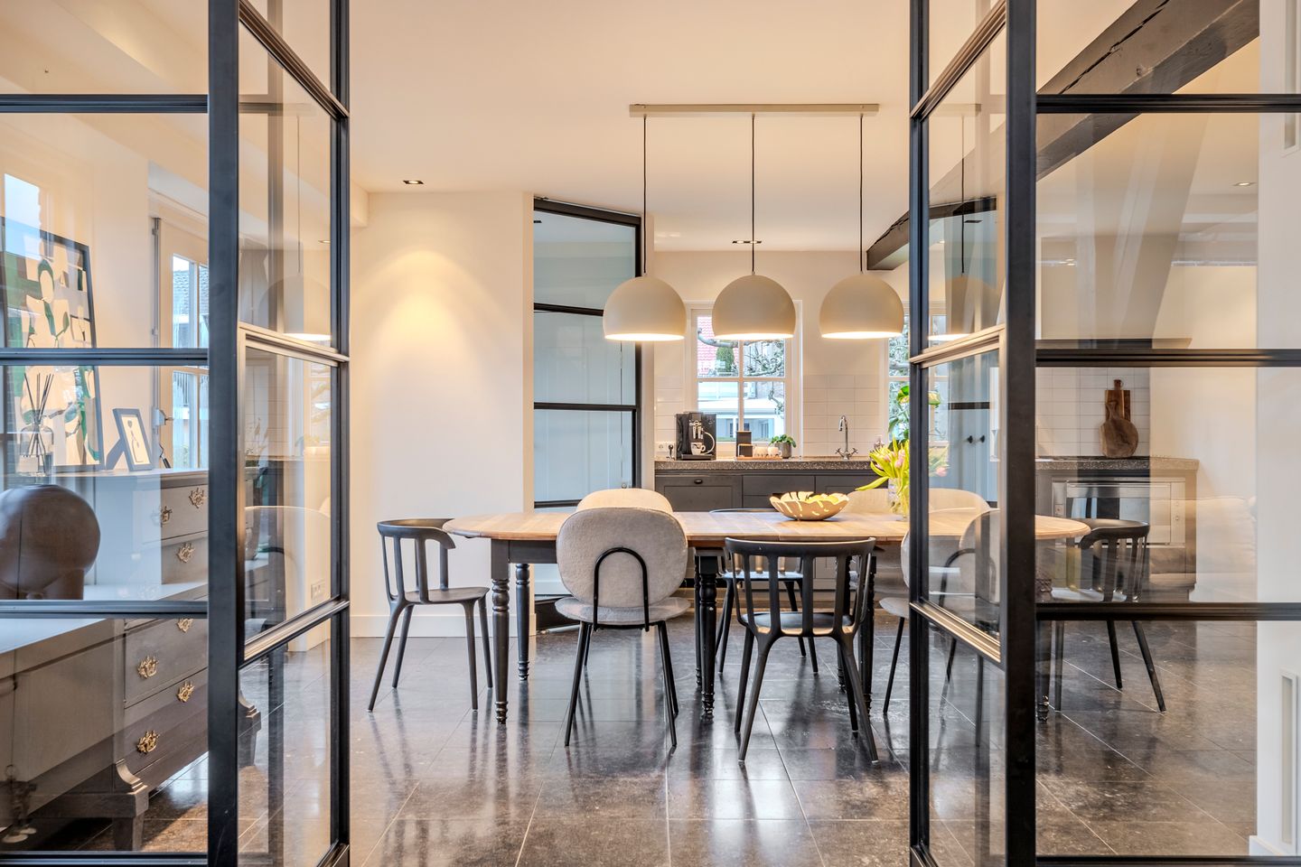 Foto 4 van Spuistraat 4