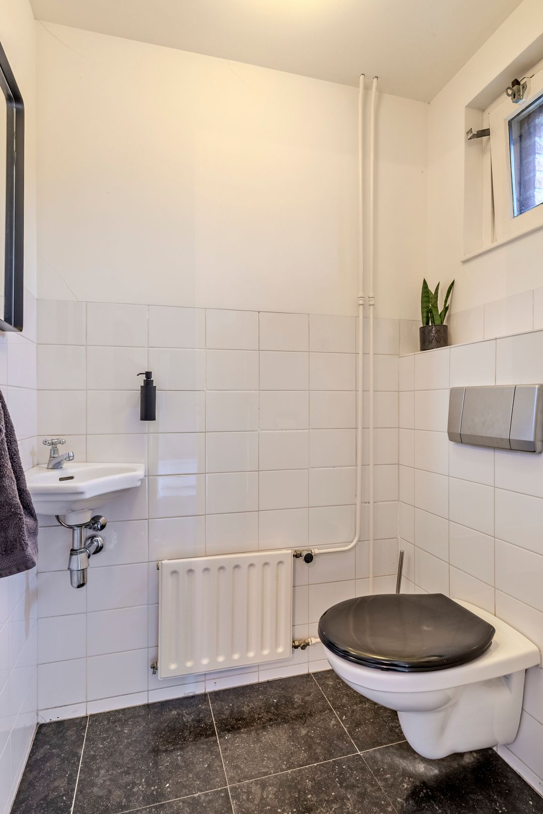 Foto 8 van Spuistraat 4