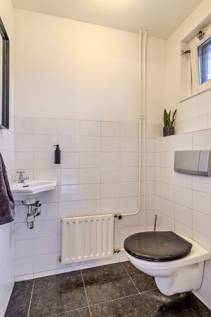 Foto 8 van Spuistraat 4