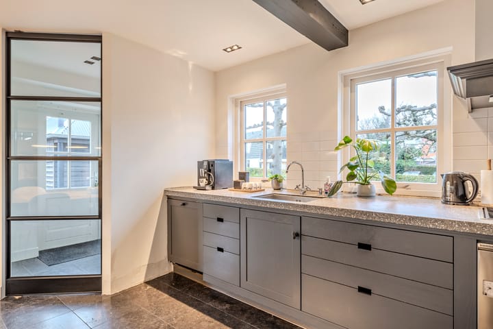 Foto 22 van Spuistraat 4