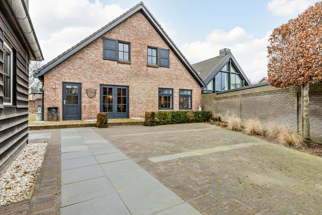 Foto 61 van Spuistraat 4