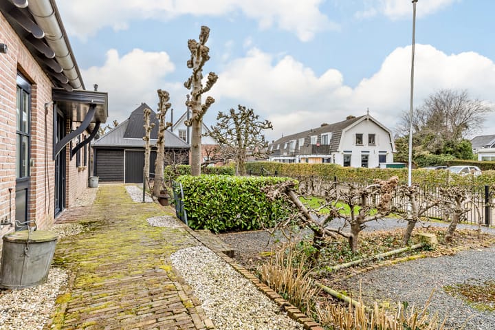 Foto 68 van Spuistraat 4