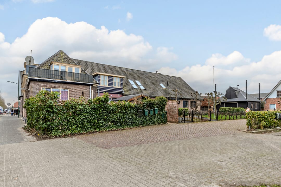 Foto 76 van Spuistraat 4