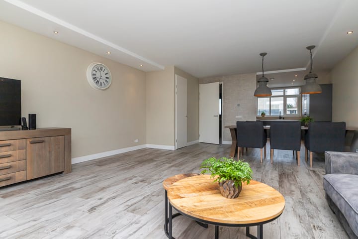 Foto 13 van Rijsenburgerweg 5