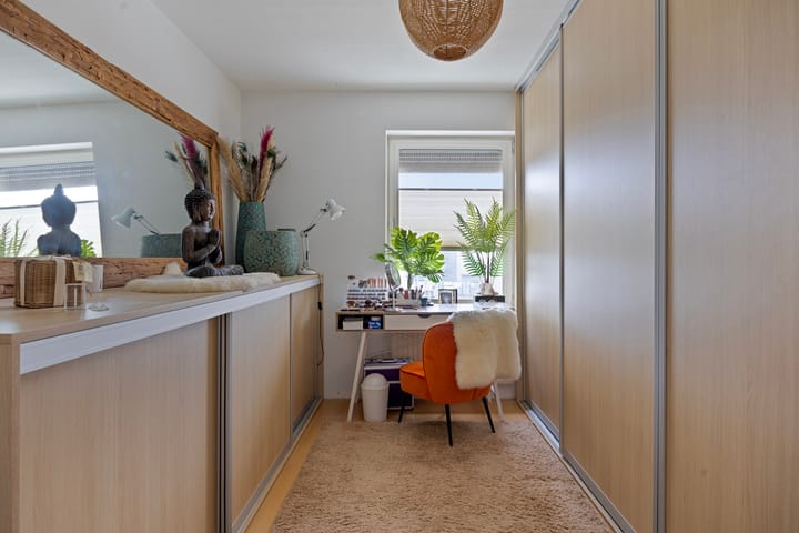 Foto 27 van Neringstraat-West 28-A