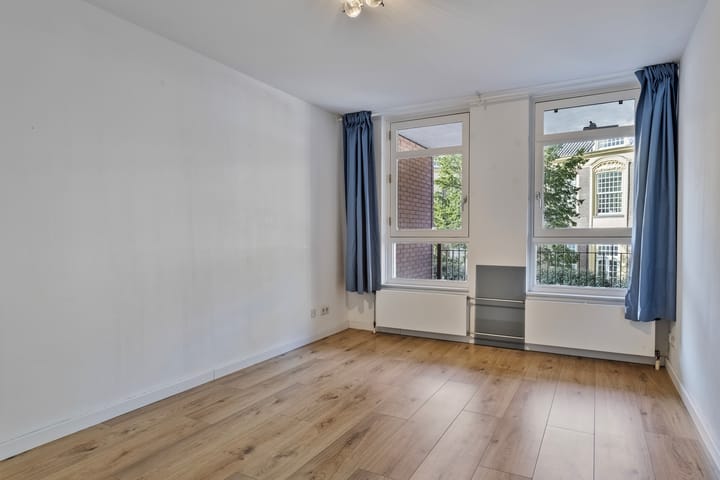 Foto 15 van Muzenstraat 84