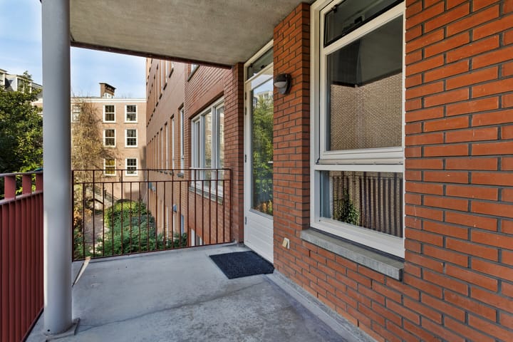 Foto 29 van Muzenstraat 84