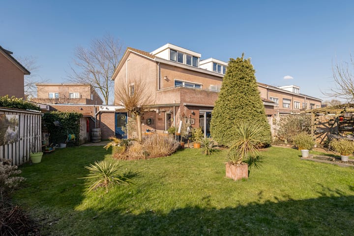 Foto 2 van Middelveld 15