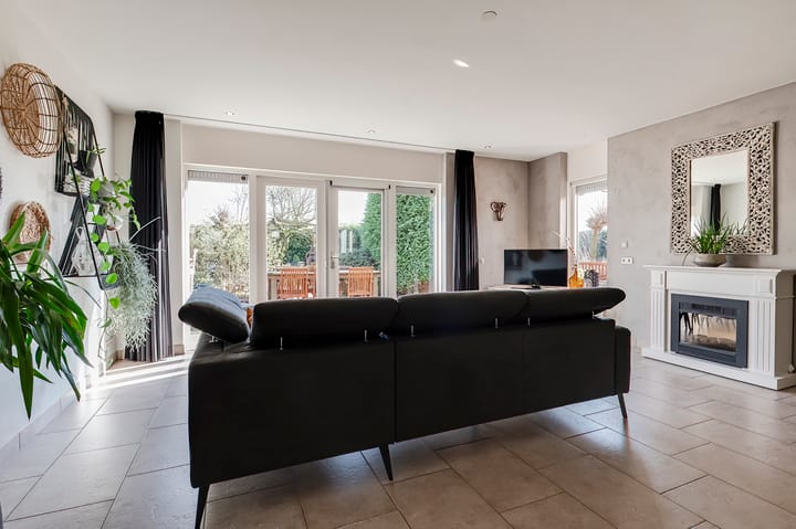 Photo 7 of Middelveld 15