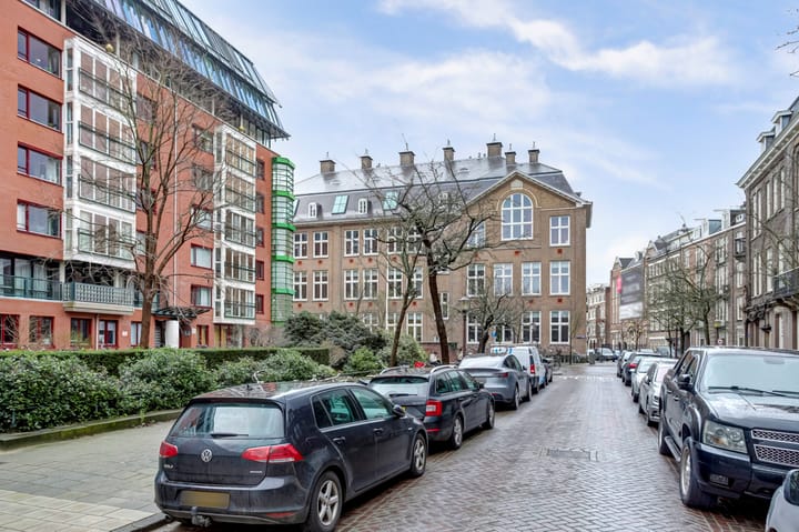 Pieter de Hoochstraat 17-D