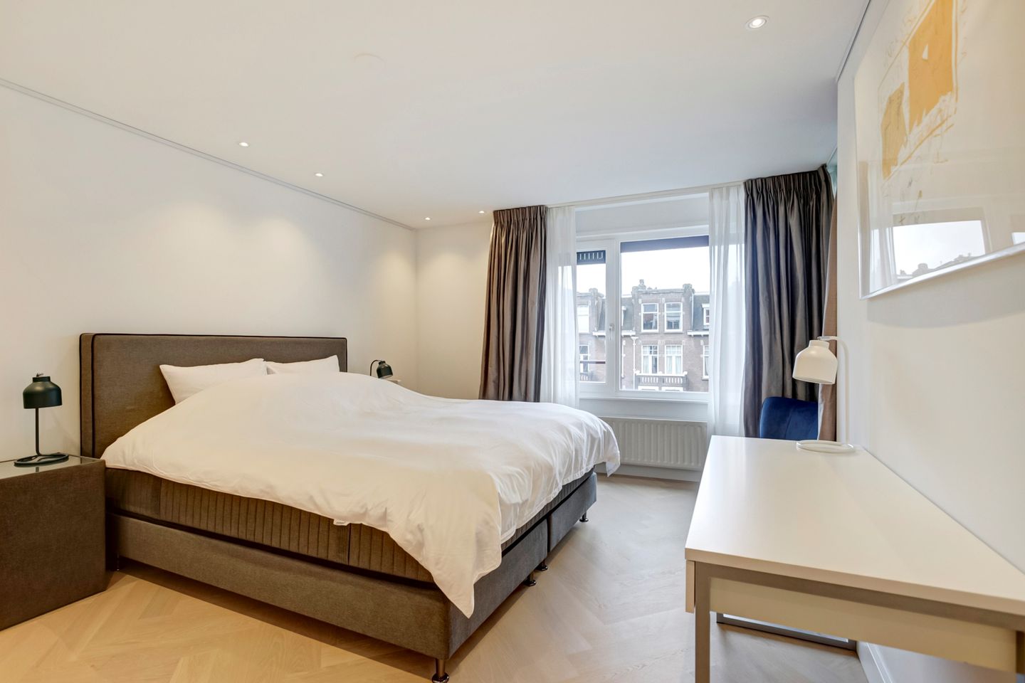 Photo 19 of Pieter de Hoochstraat 17-D