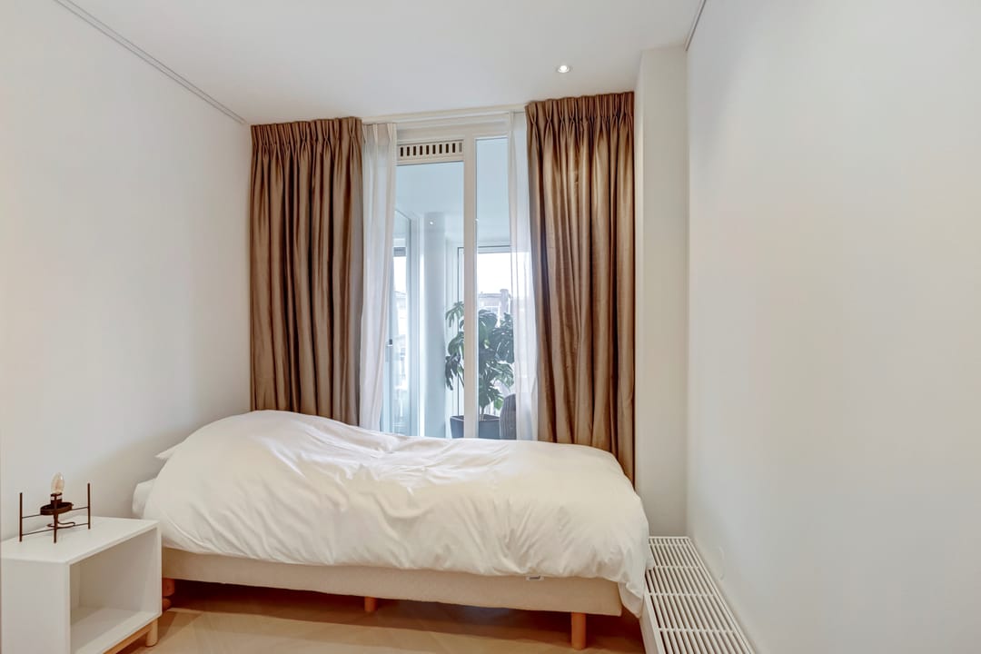 Photo 22 of Pieter de Hoochstraat 17-D