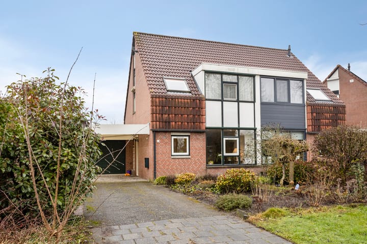 Koopwoningen - huizen te koop in [Funda]