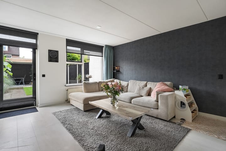 Foto 9 van Boterbloem 14