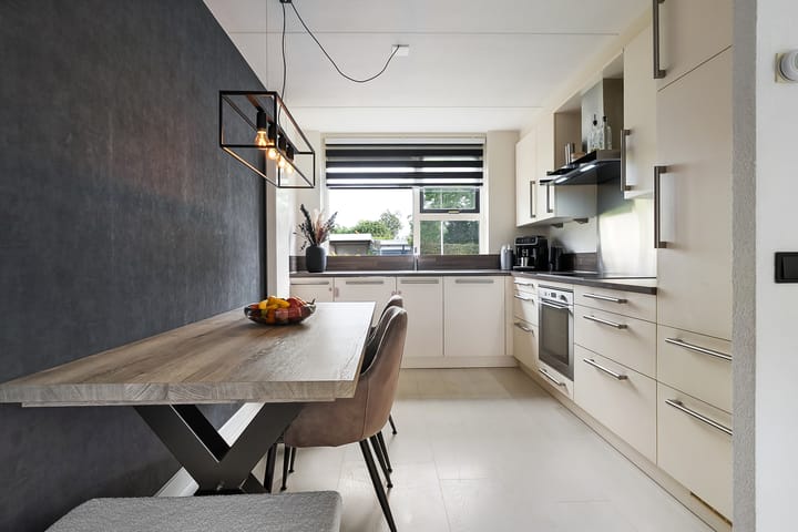 Foto 12 van Boterbloem 14