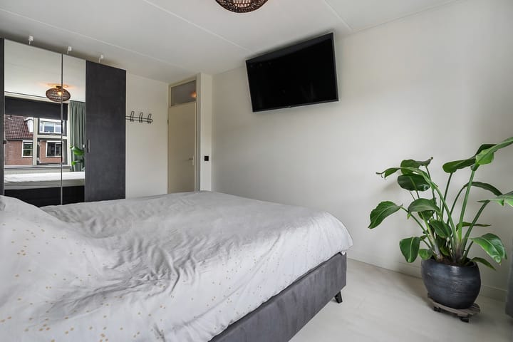 Foto 21 van Boterbloem 14