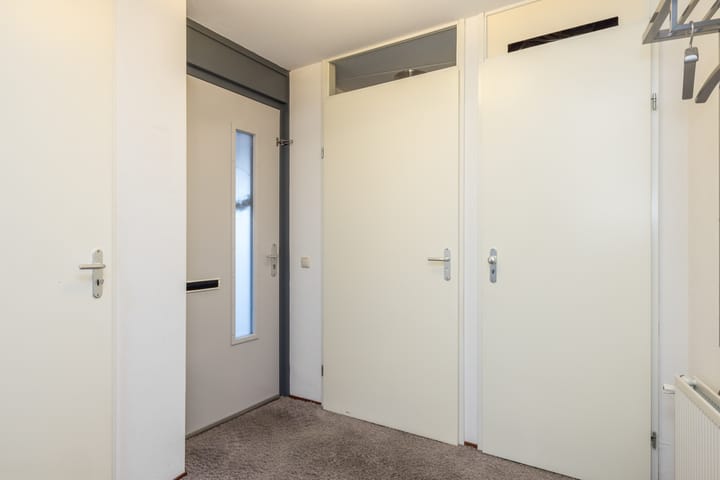 Foto 3 van Burg. van Rooystraat 33