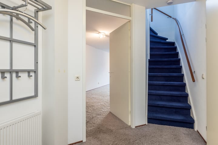 Foto 15 van Burg. van Rooystraat 33