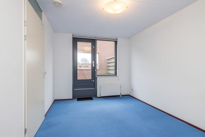 Foto 27 van Burg. van Rooystraat 33